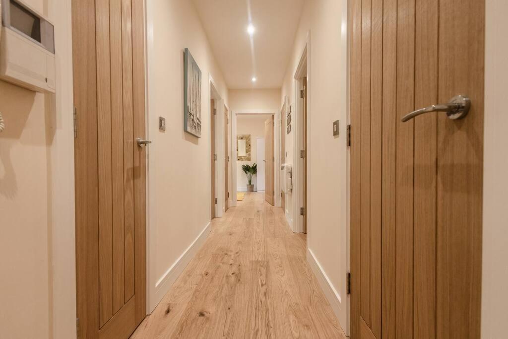 Ocean - 2 Bed Flat Sleeps 6 With Gym Access Apartamento Southampton Exterior foto